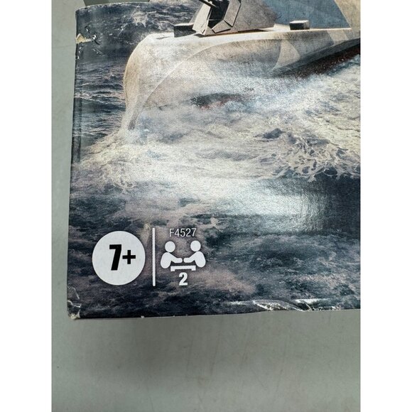 Battleship Strategy Board Game For Ages 7+ By Hasbro Gaming Portable Design READ - Picture 6 of 7